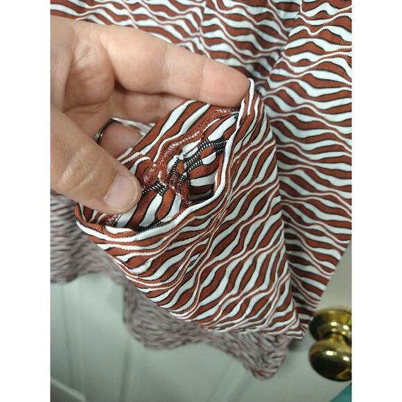 Ava&Viv Woman 1X Blouse Rust White Black Wavy Striped Long Sleeve Busines Casual - Picture 4 of 7